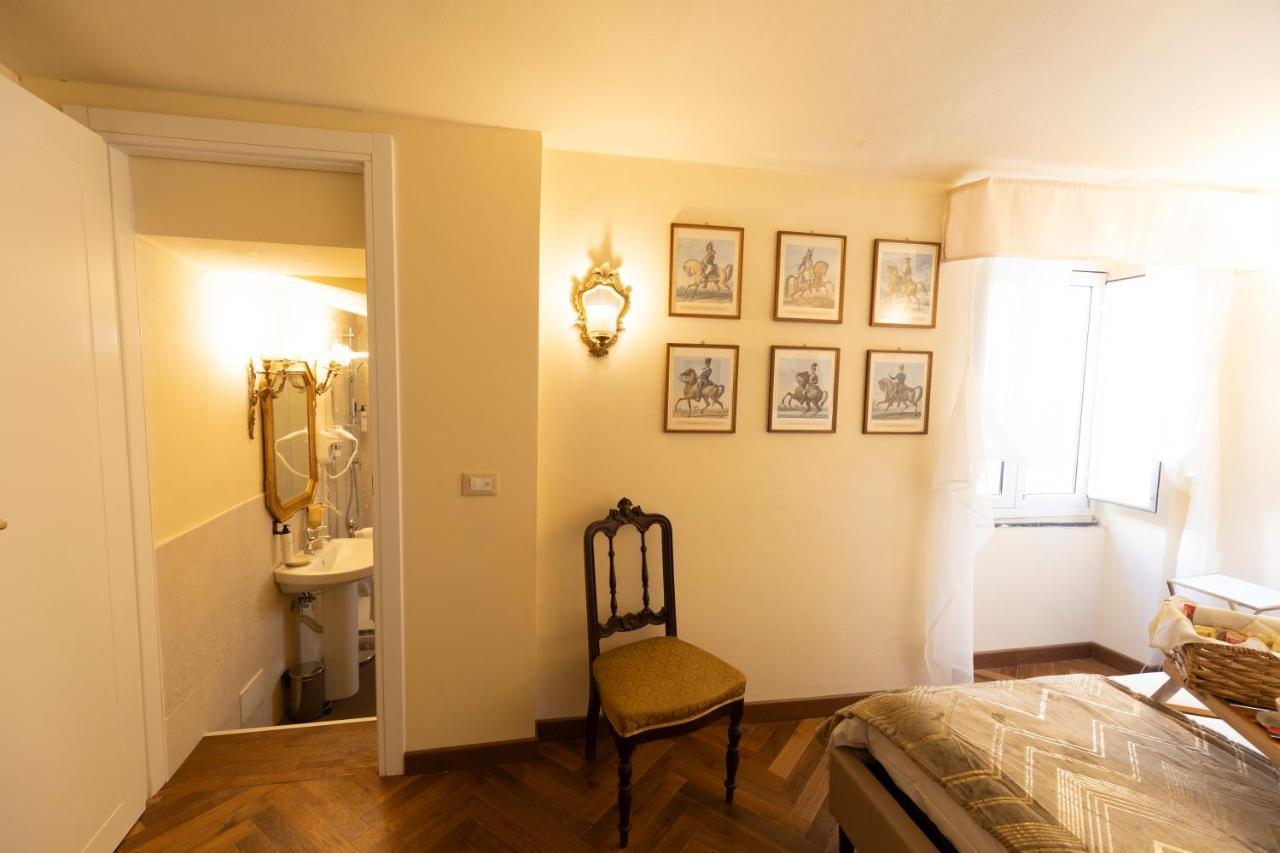 Palazzo Lari Sarzana Hotel Exterior foto