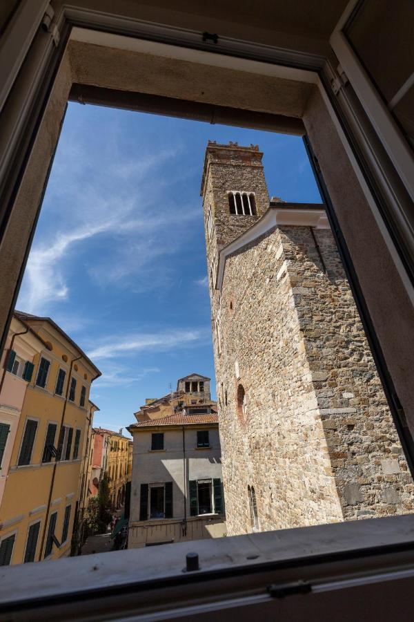 Palazzo Lari Sarzana Hotel Exterior foto