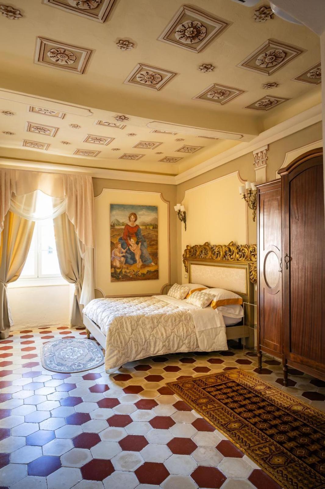 Palazzo Lari Sarzana Hotel Exterior foto